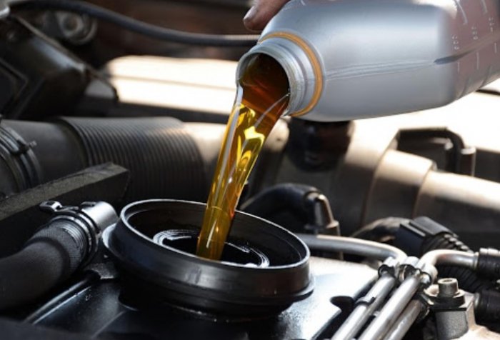 Предназначение и покупка моторного масла для вашего авто